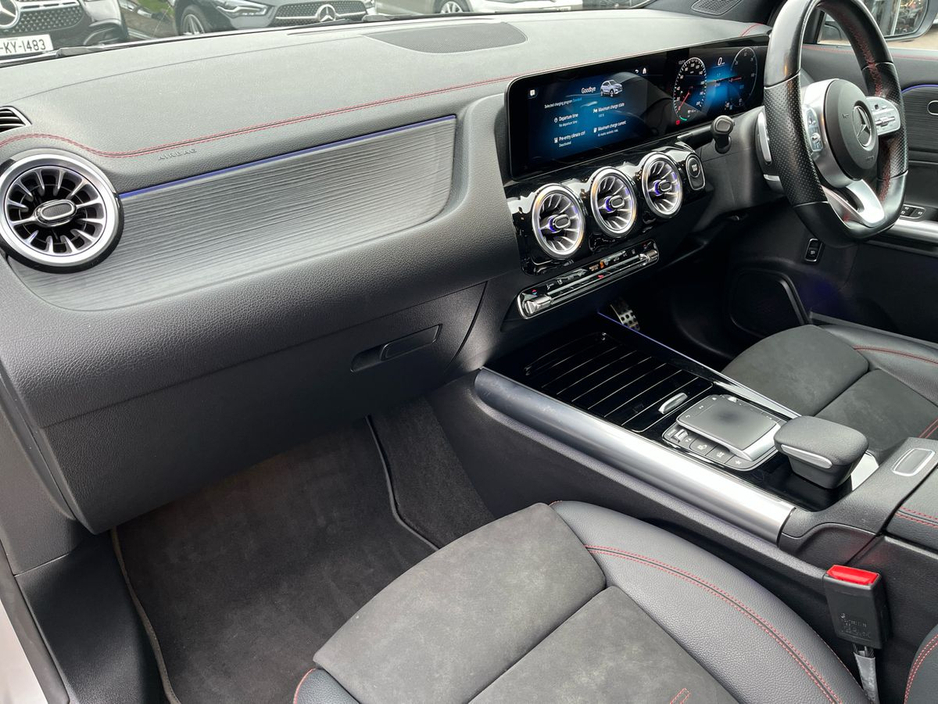 2021 Mercedes-Benz EQA - image 12