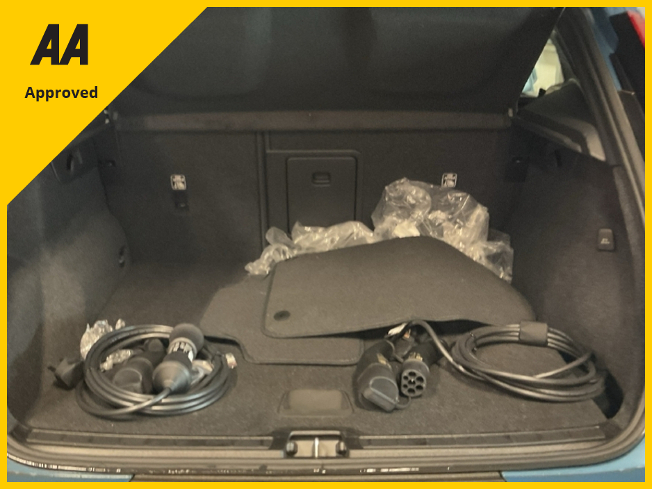 2023 Volvo XC40 2023 T4 PLUS Petrol/Plug In Hybird €34,950