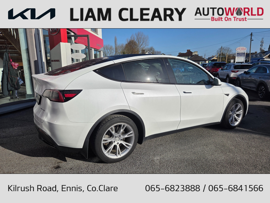 2023 Tesla Model Y - image 3