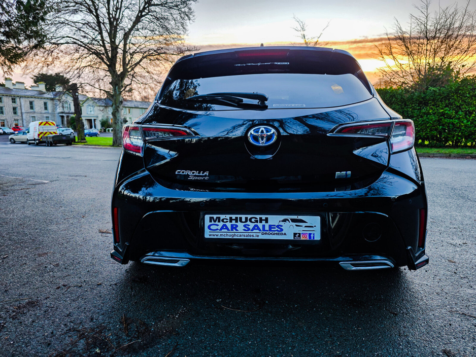 2019 Toyota Corolla 1.8 Hybrid Aura Hatchback €17,950