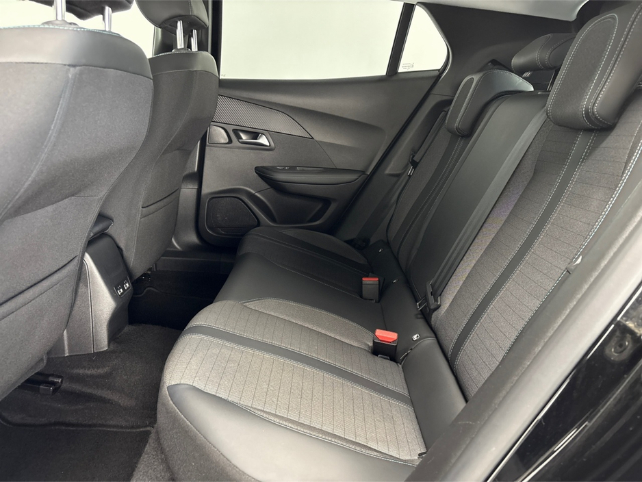 2022 Peugeot 2008 - image 31