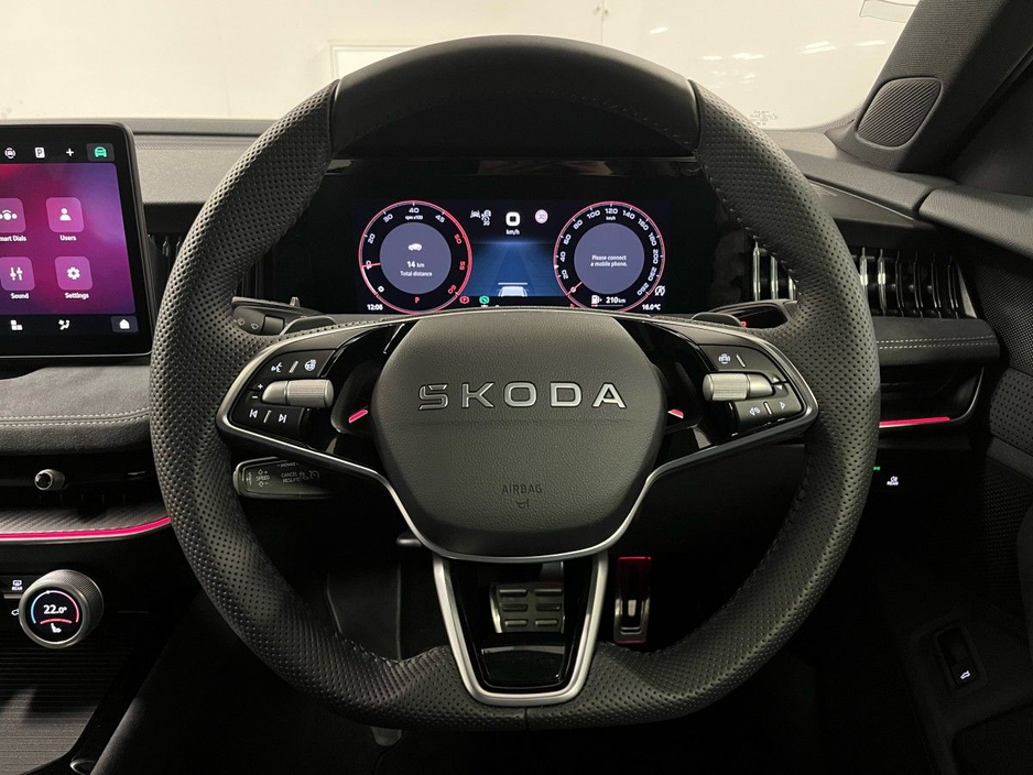 2025 Skoda Superb Sportline DSG 2.0TDI 150BHP - Reversing Camera - Climate Control - Heated Seats - Cruise Control - Keyless Start - Apple CarPlay/Android Auto €53,950