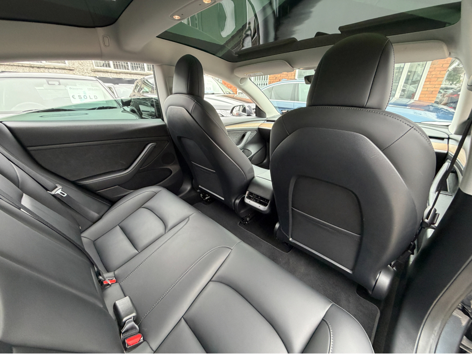 2023 Tesla Model 3 - image 21