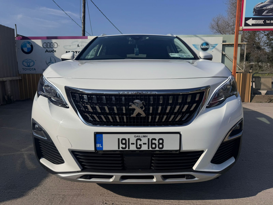 2019 Peugeot 3008 - image 9