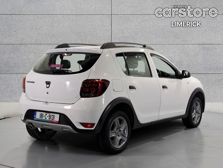 2018 Dacia Sandero Stepway - image 3