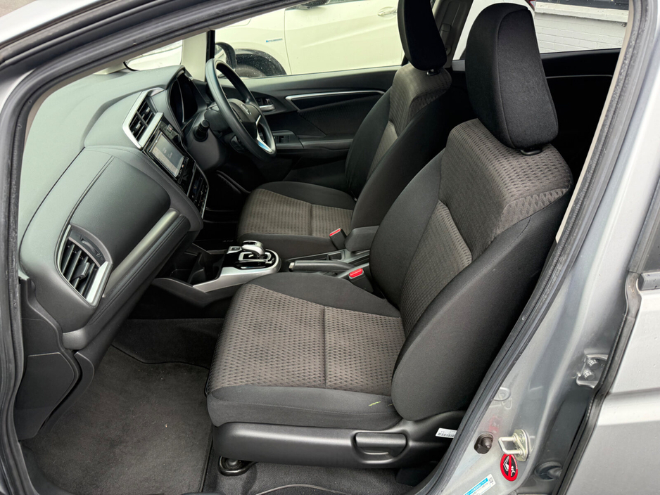 2018 Honda Fit - image 20