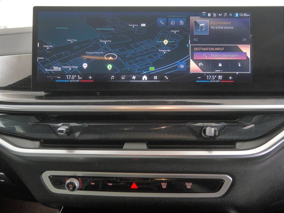 2025 BMW X5 - image 8