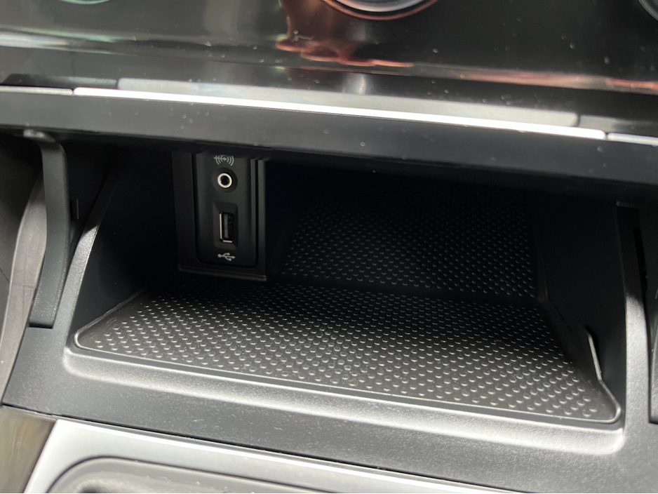 2019 Volkswagen Golf - image 18