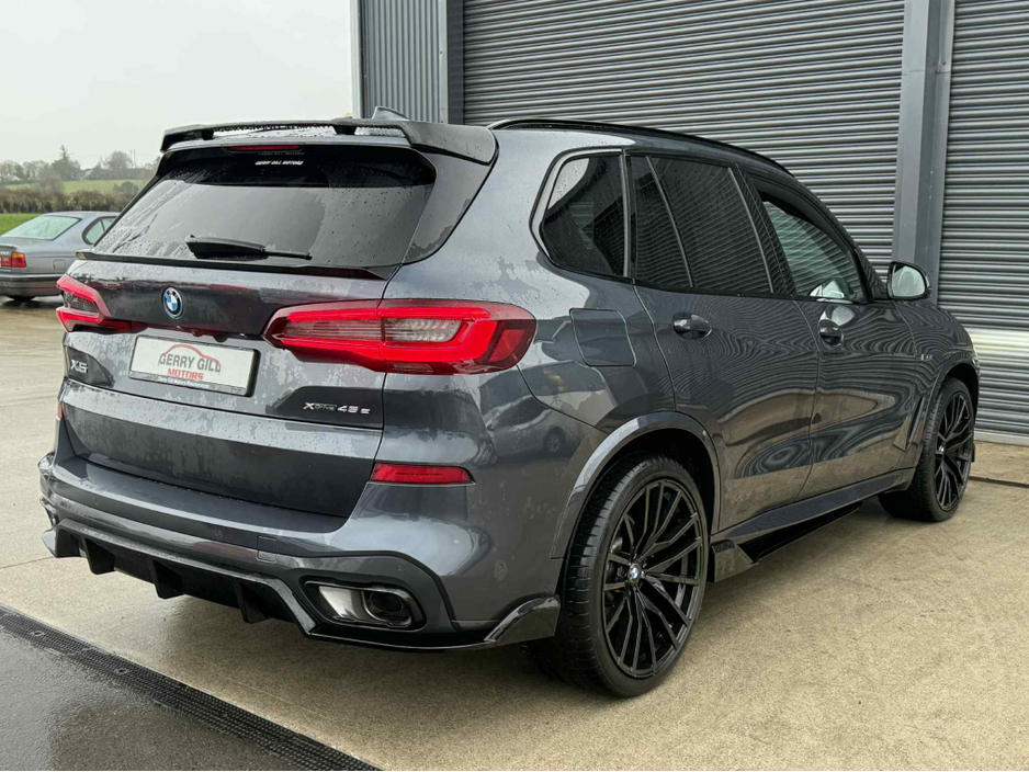 2022 BMW X5 XDRIVE45E M SPORT AUTO €62,950