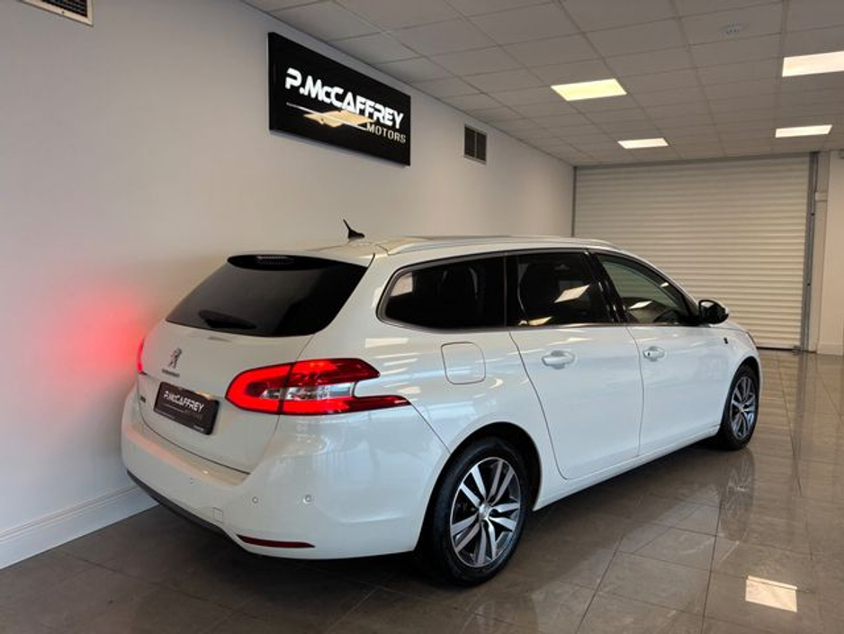 2019 Peugeot 308 1.5 BlueHDi 130bhp Auto Allure €13,950
