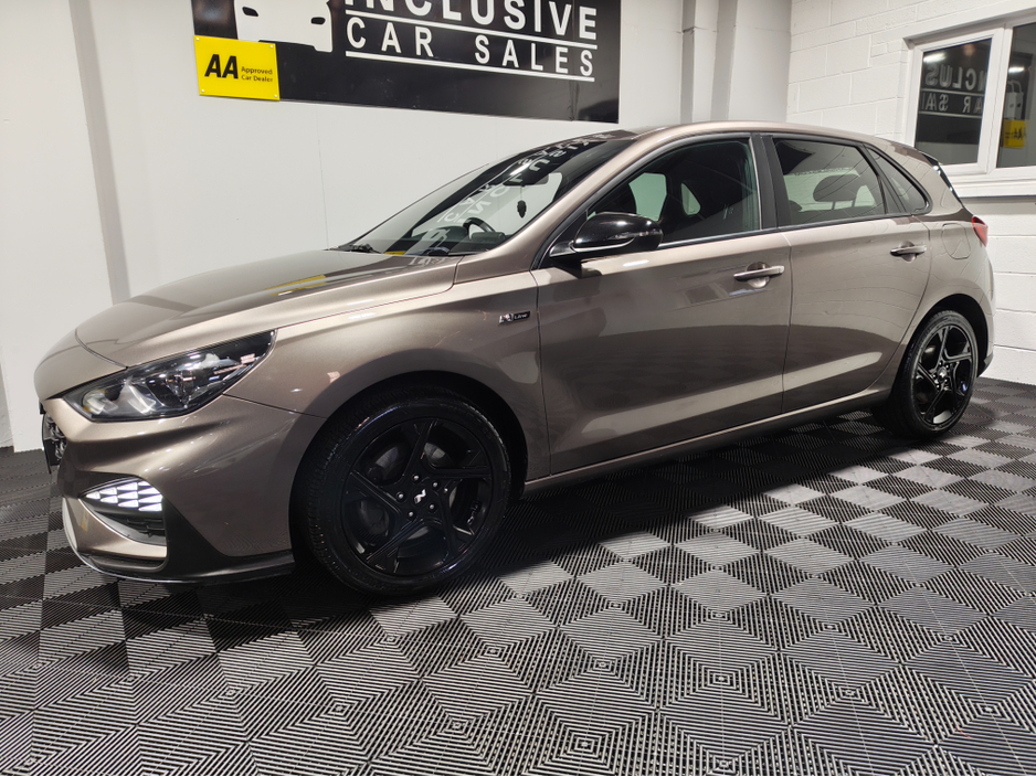 2022 Hyundai i30 - image 20