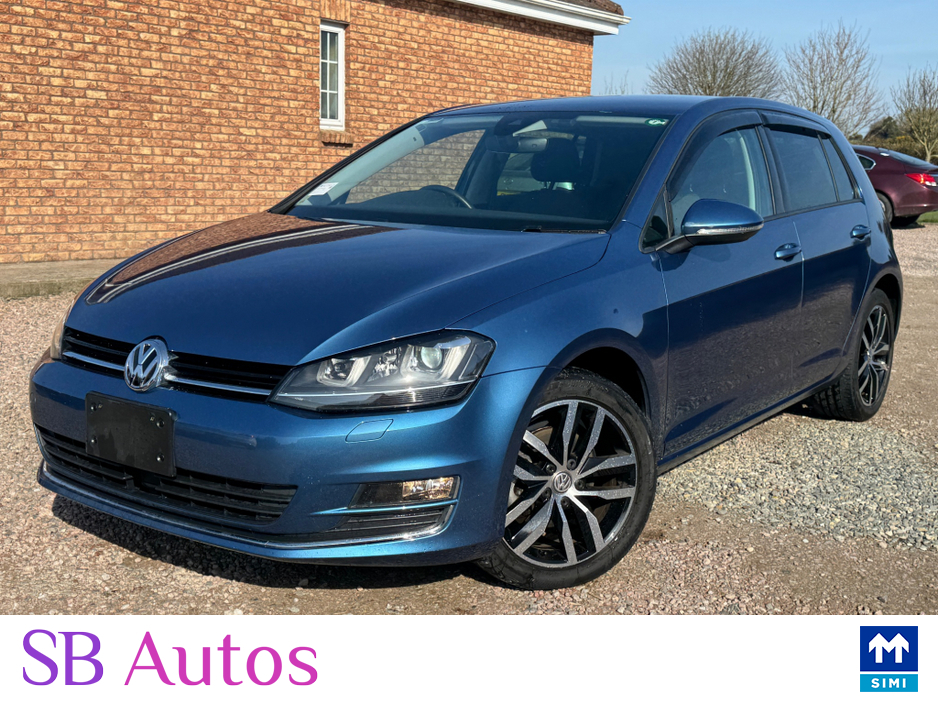 2017 Volkswagen Golf - image 2