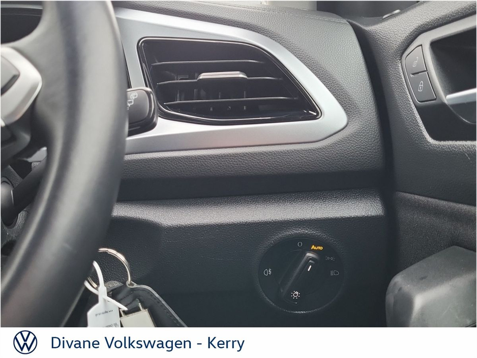 2024 Volkswagen T-Roc LIFE 2.0 TDI M6F 116 BHP €31,950