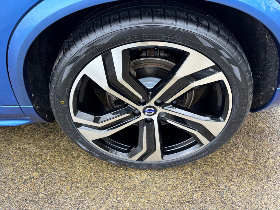 2019 Volvo XC90 - image 30