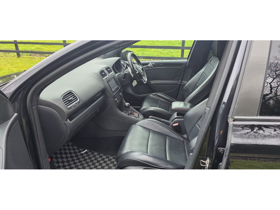 2010 Volkswagen Golf  €11,950