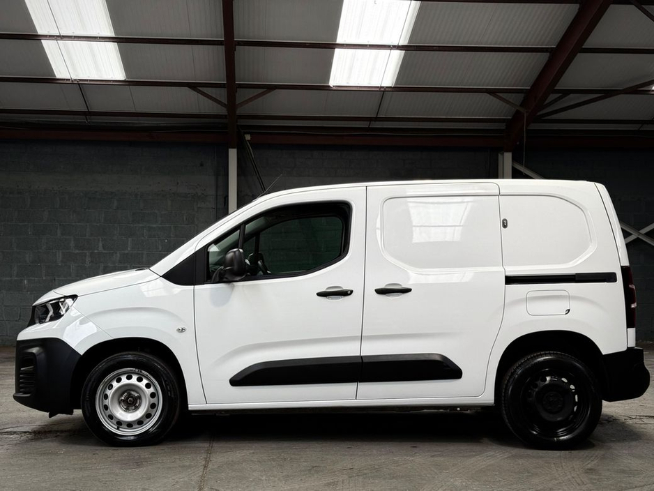 2023 Peugeot Partner BLUEHDI PROFESSIONAL PREMIUM PLUS L1 // 12 MONTH WARRANTY // SAME DAY FINANCE €13,950