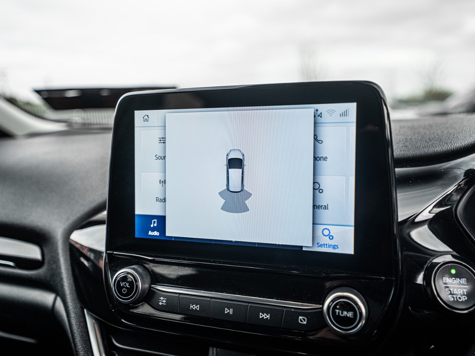 2020 Ford Fiesta - image 20