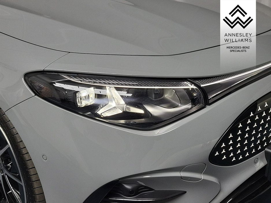 2025 Mercedes-Benz CLA Class - image 4