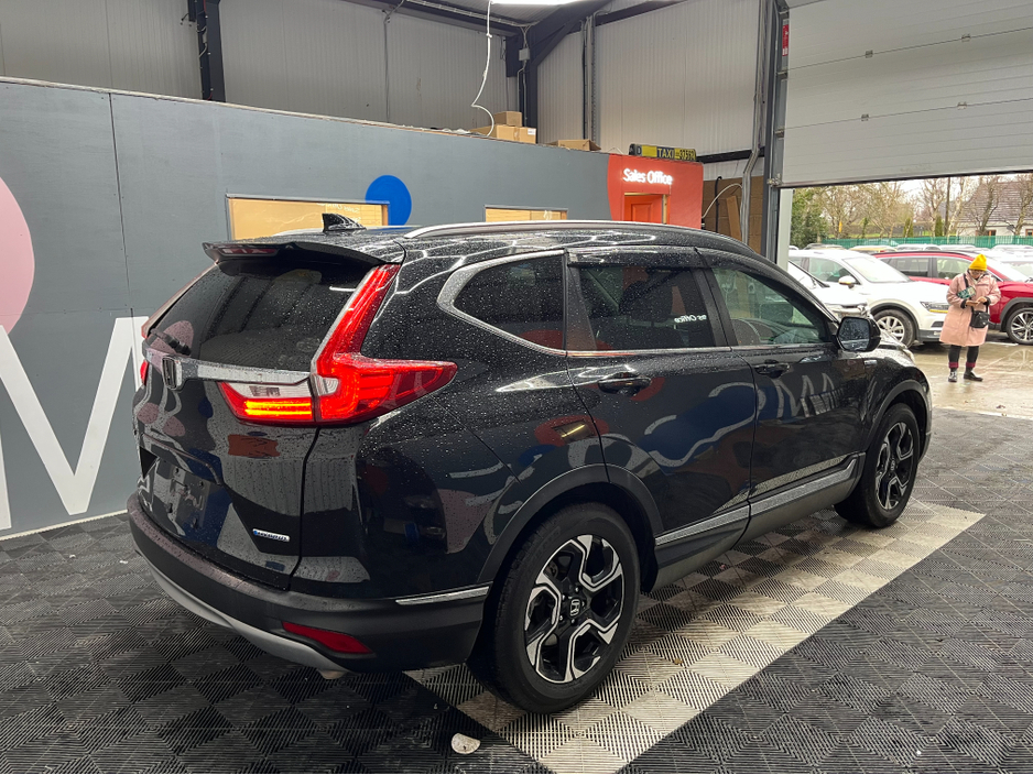2019 Honda CR-V - image 2