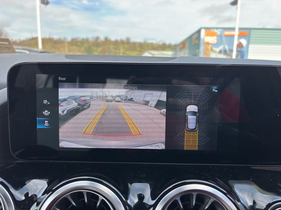 2022 Mercedes-Benz EQA - image 15