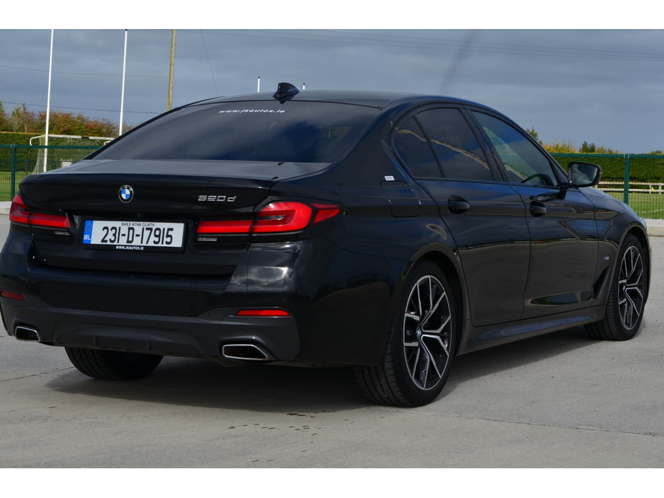 2023 BMW 5 Series - image 2