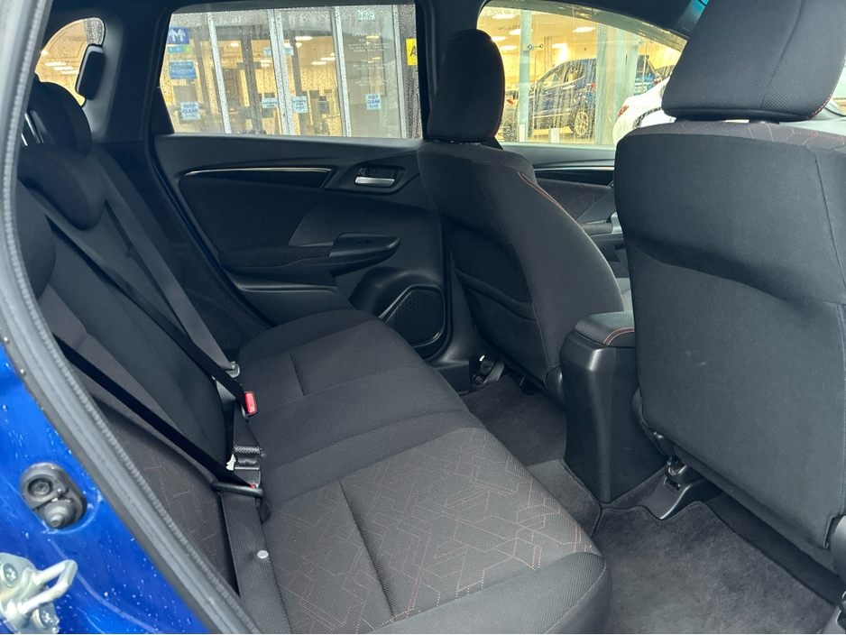 2014 Honda Fit 1.5L Petrol Hybrid Automatic €10,950