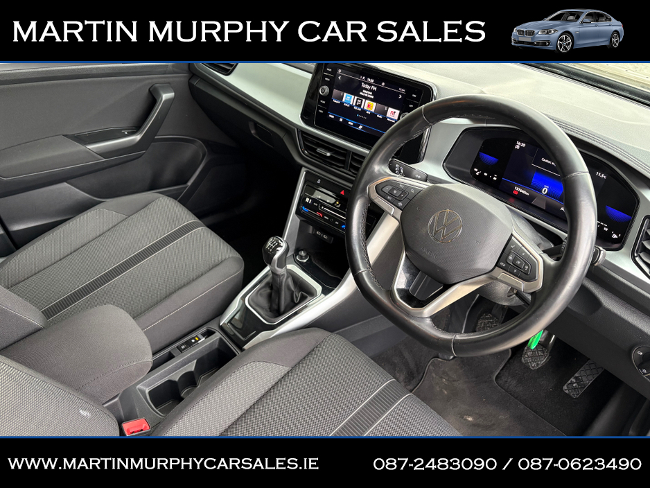 2023 Volkswagen T-Roc - image 10