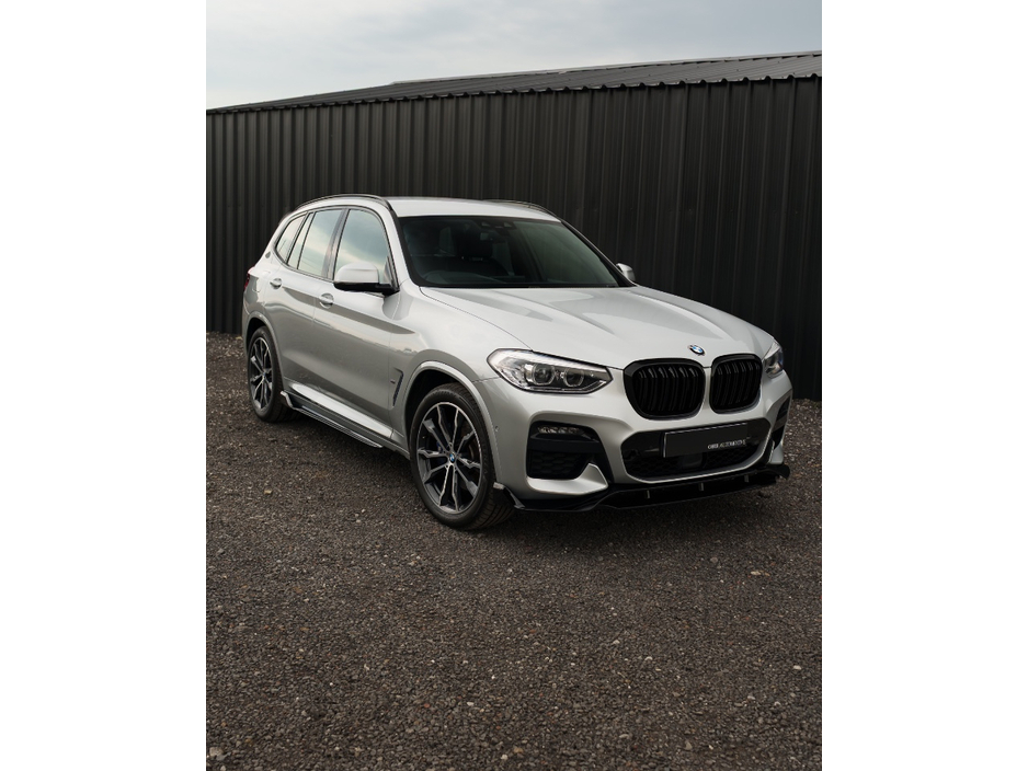 2020 BMW X3 - image 3