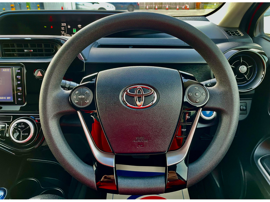 2019 Toyota Aqua - image 22