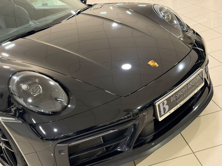 2024 Porsche 911 - image 11