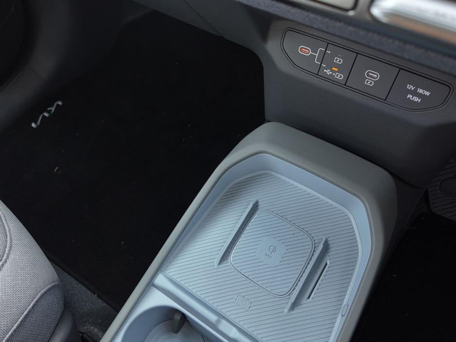 2026 Kia EV3 - image 18