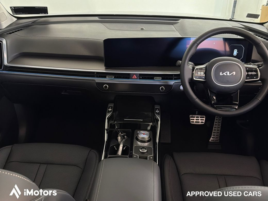 2025 Kia Sorento - image 17
