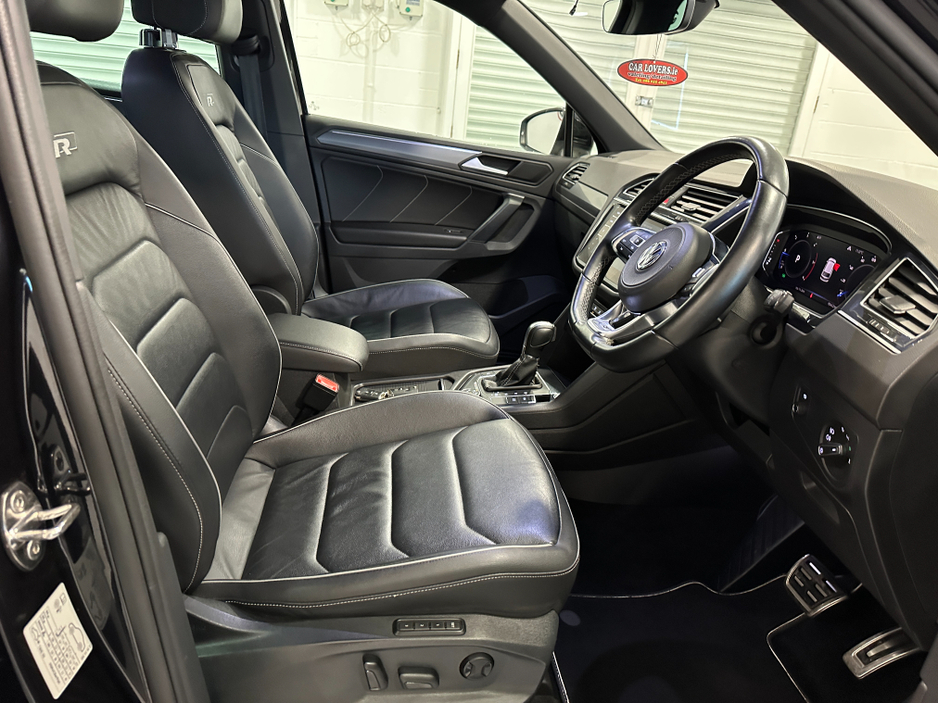 2019 Volkswagen Tiguan (191) TIGUAN 2.0TDI R LINE (LEATHER) DSG 4 MOTION LOW KMS VW/AUDI SPECIALISTS WWW.DENISDARCYCARS.IE €31,950