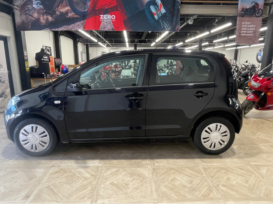 2014 Volkswagen up! - image 5