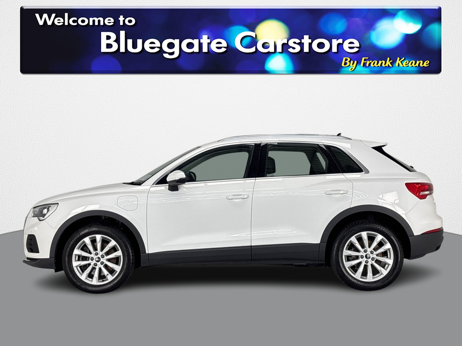 2023 Audi Q3 - image 7