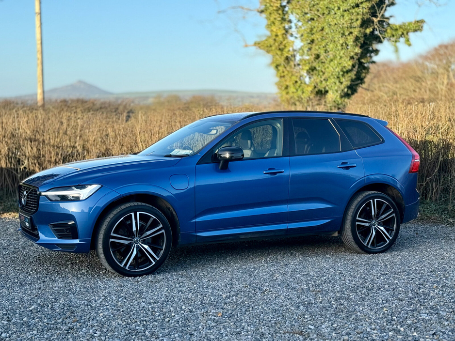 2021 Volvo XC60 - image 8