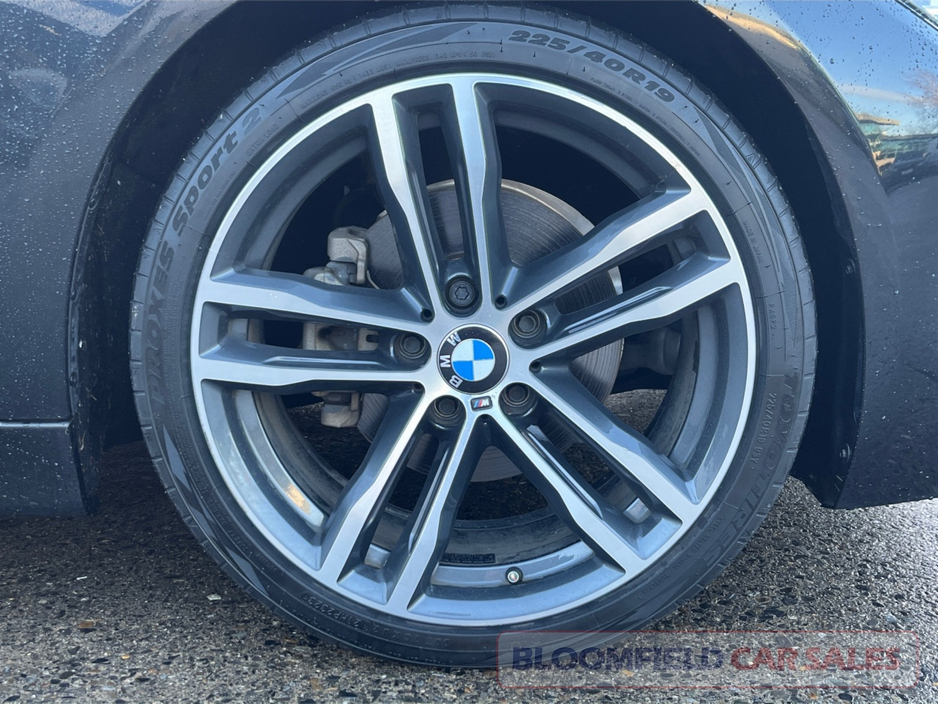 2018 BMW 3 Series MSPORT , SHADOW EDITION // LOW MILEAGE €23,950