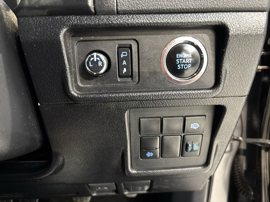 2023 Toyota Landcruiser LWB 2.8 COMM €48,950