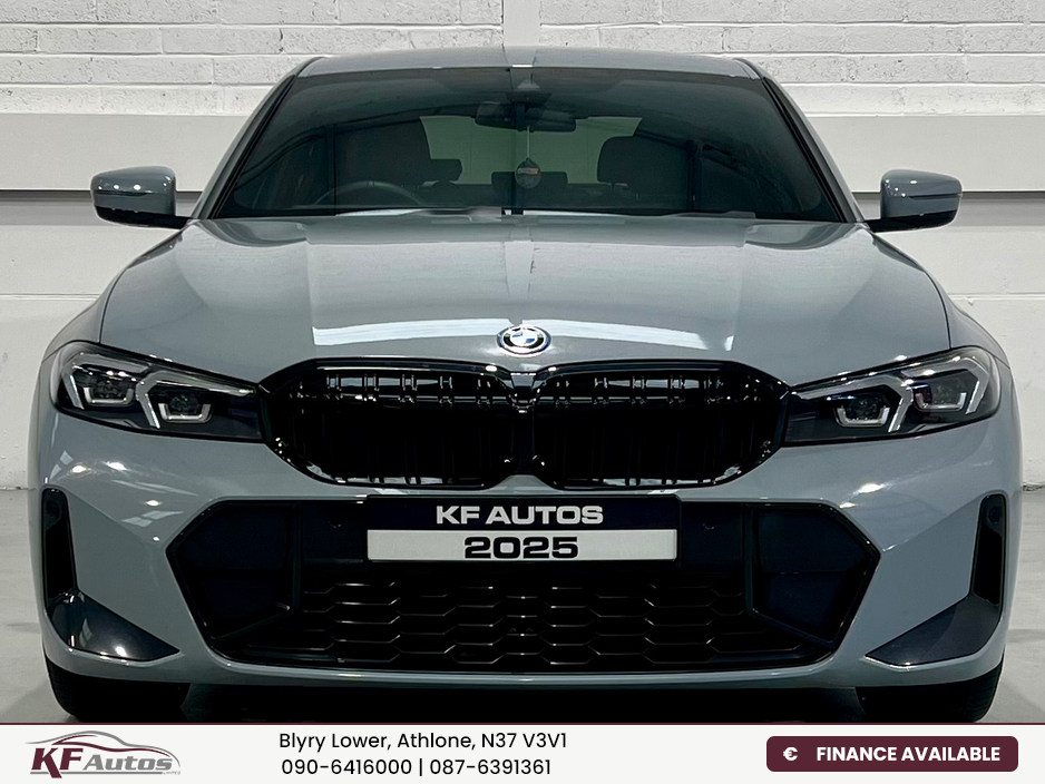 2025 BMW 3 Series - image 2