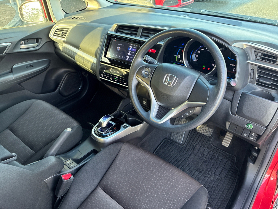 2016 Honda Fit 1.5L Petrol Hybrid Automatic €11,950