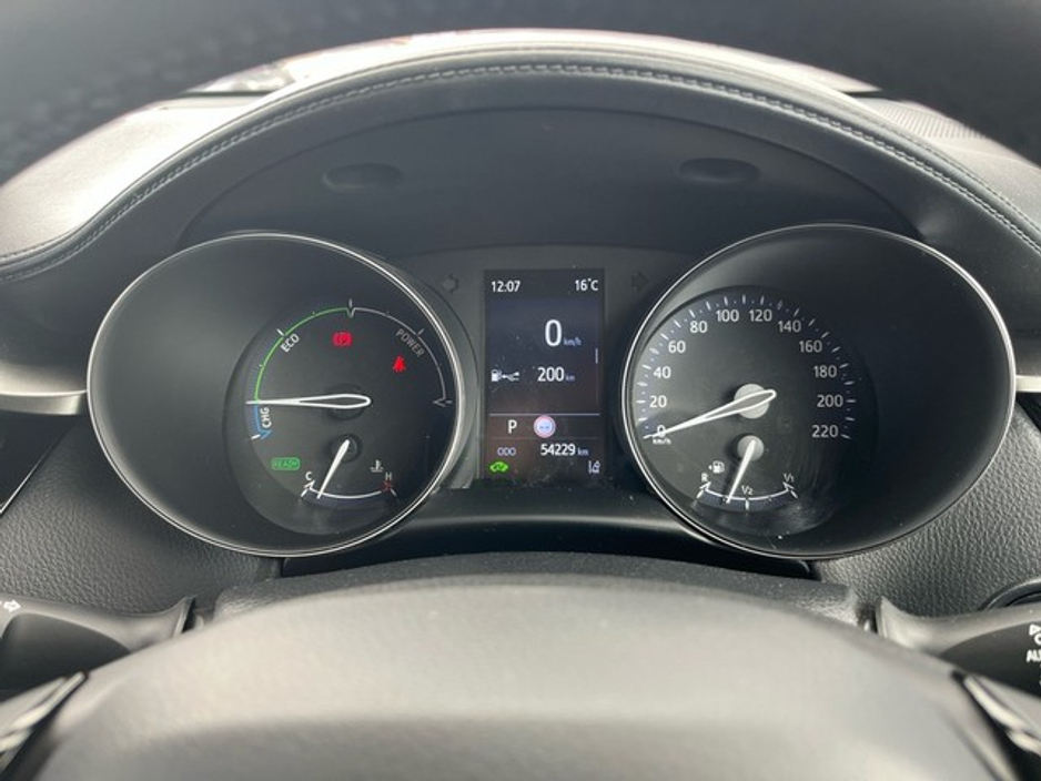 2023 Toyota C-HR - image 11