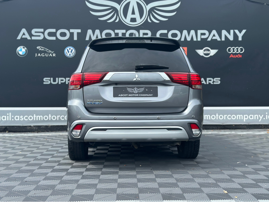 2019 Mitsubishi Outlander 4x4 auto €19,950