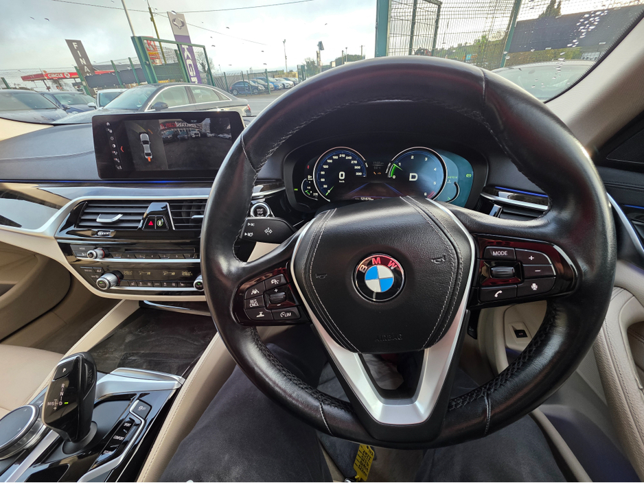 2017 BMW 5 Series ( 172 REG ) 523D LUXURY - CARPLAY NAVIGATION EDITION FULL LEATHER ELECTRIC HEATED SEATS - 360 REVERCE CAMERA - PRIVACY GLASS €24,950