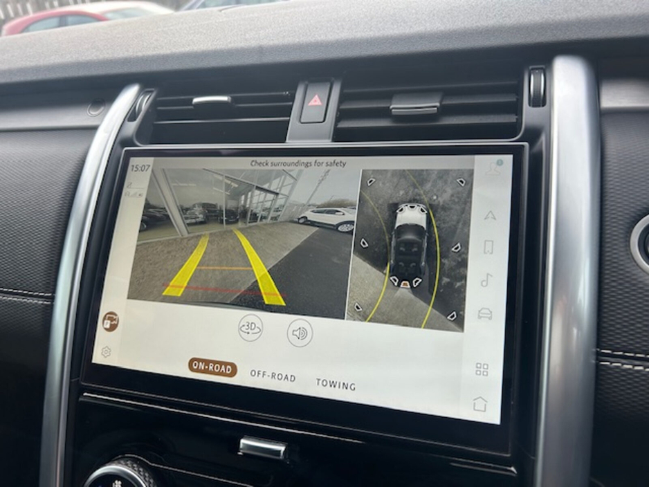 2024 Land Rover Discovery - image 15