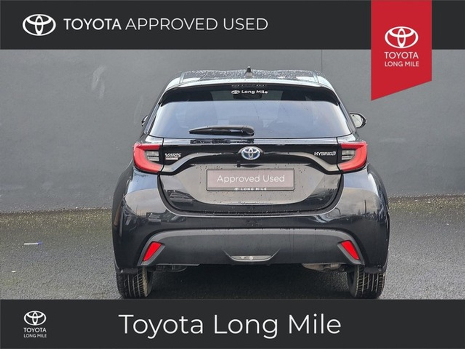 2022 Toyota Yaris 1.5 Hybrid Luna Sport 5Dr €19,949