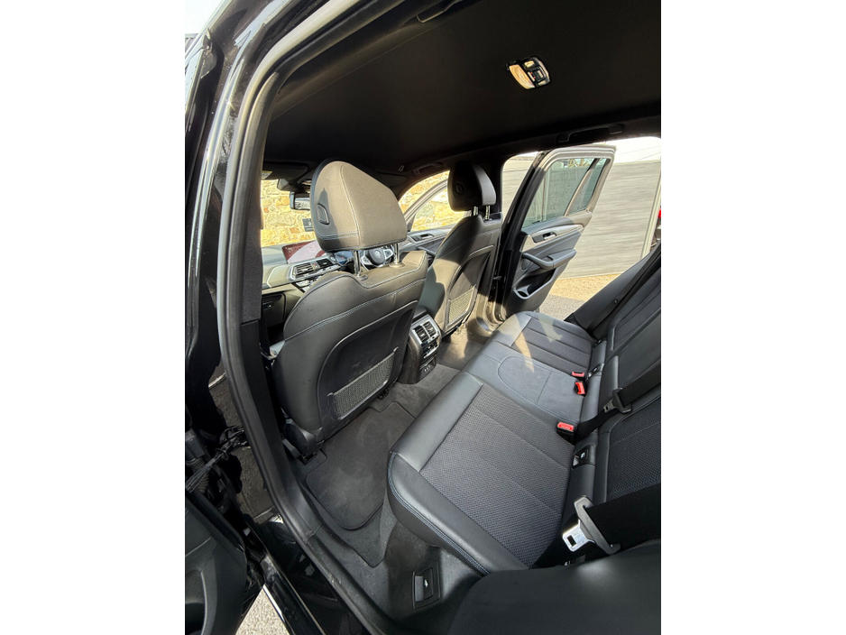 2020 BMW X3 - image 17