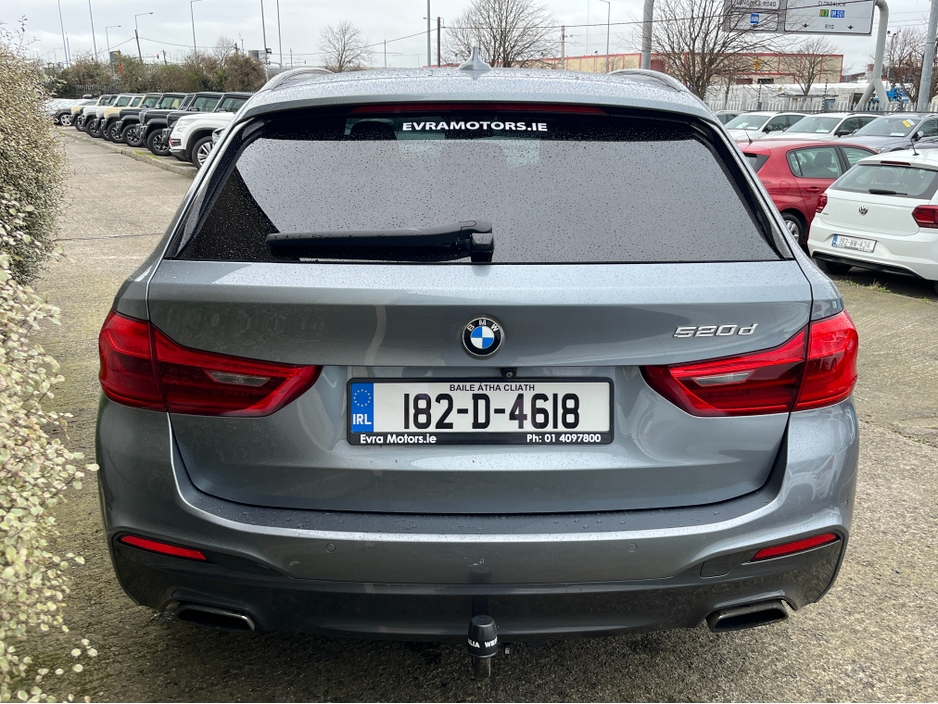 2018 BMW 5 Series - image 7