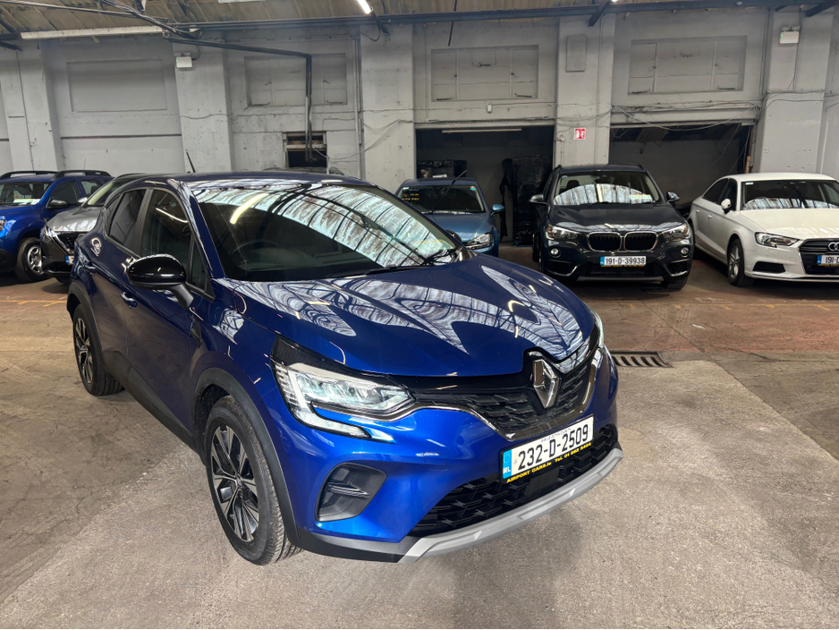 2023 Renault Captur - image 16