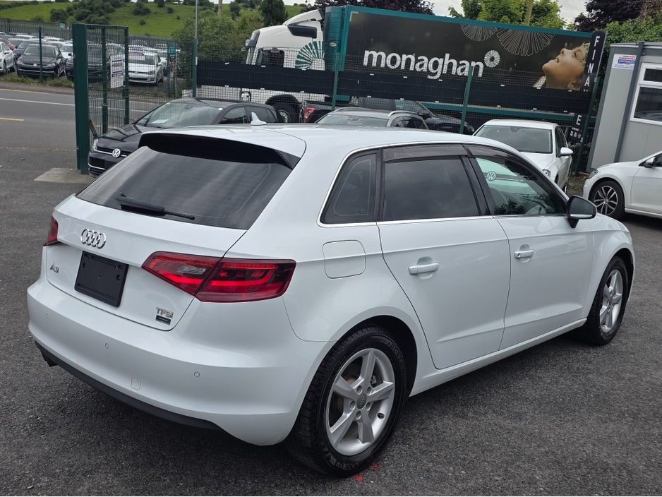2015 Audi A3 ( 152 REG )1.4 TFSI REVERSING CAMERA -PRIVACY GLASS  PARKING SENSORS - SIMI DEALER - LOW ROAD TAX BAND €14,750