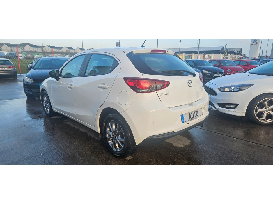 2020 Mazda Mazda2 - image 8